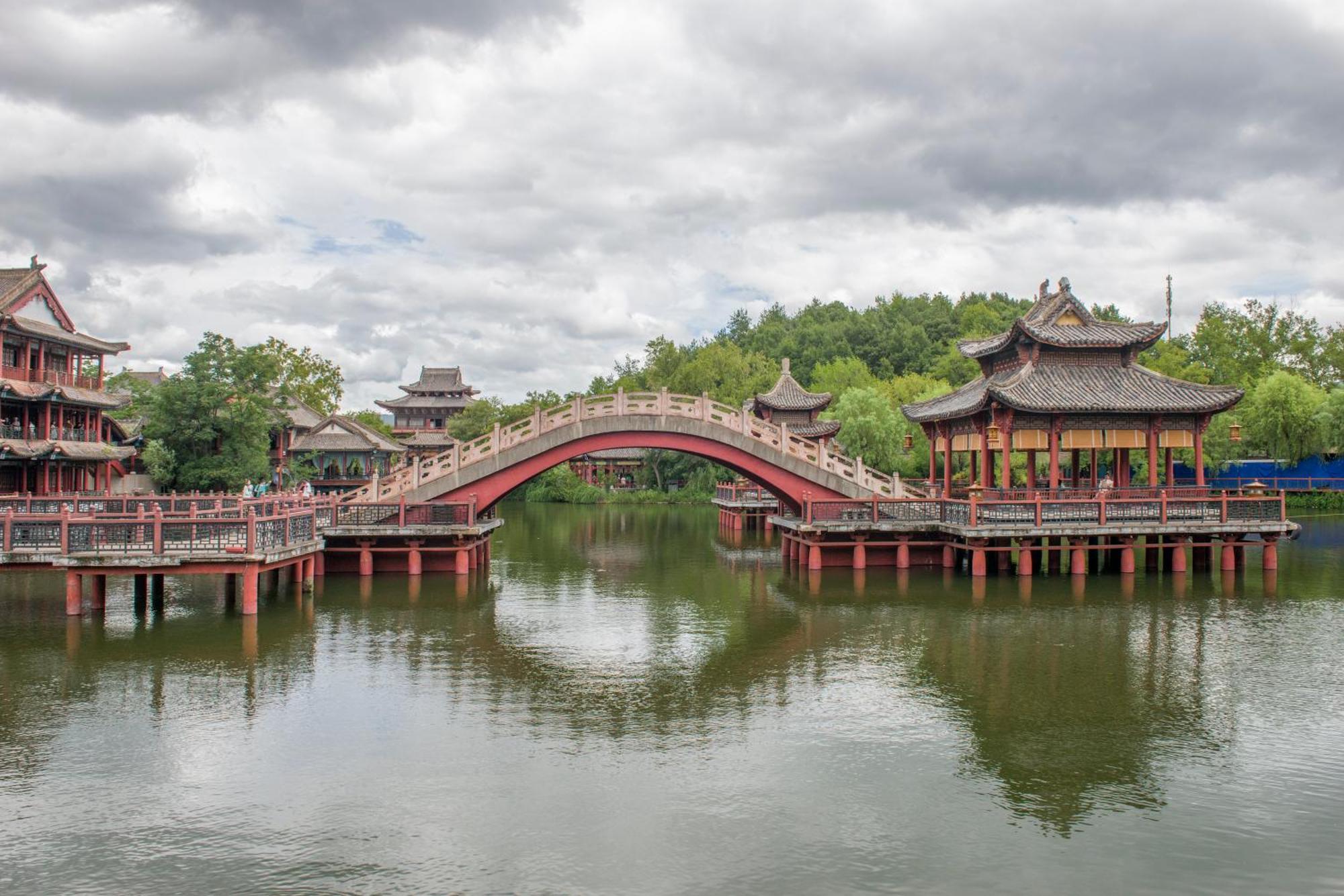 Yiwu Baide Theme Hotel Exterior foto